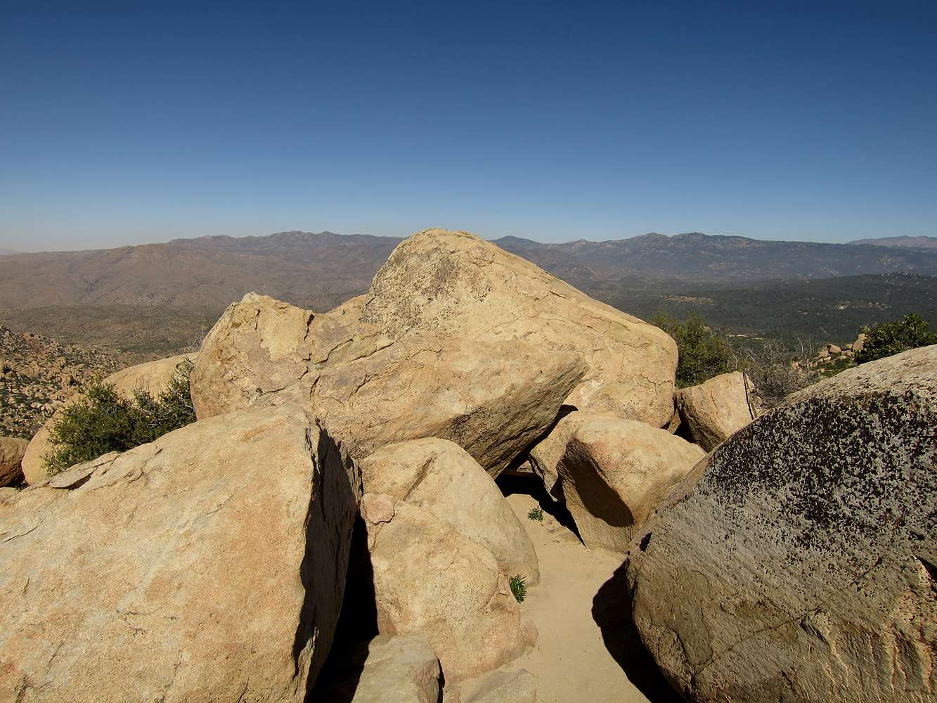 Lake Arrowhead Pinnacles HP : Photos, Diagrams & Topos : SummitPost