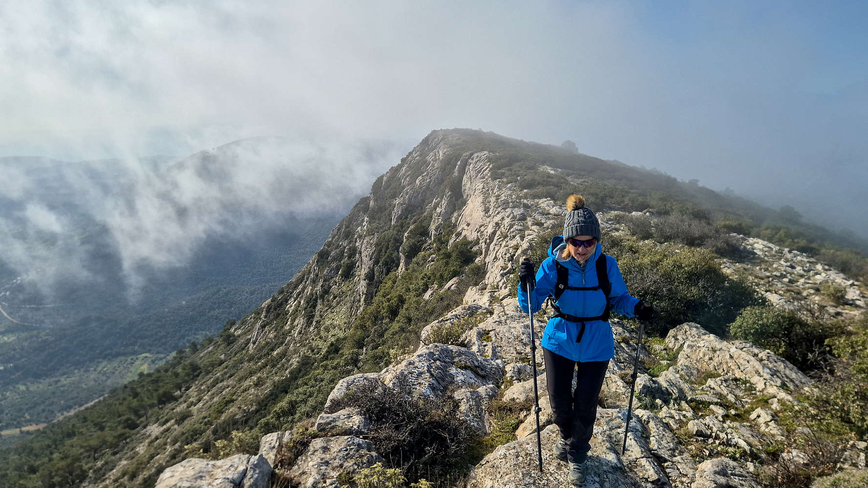 Hiking on the South Ridge of Ymittos.