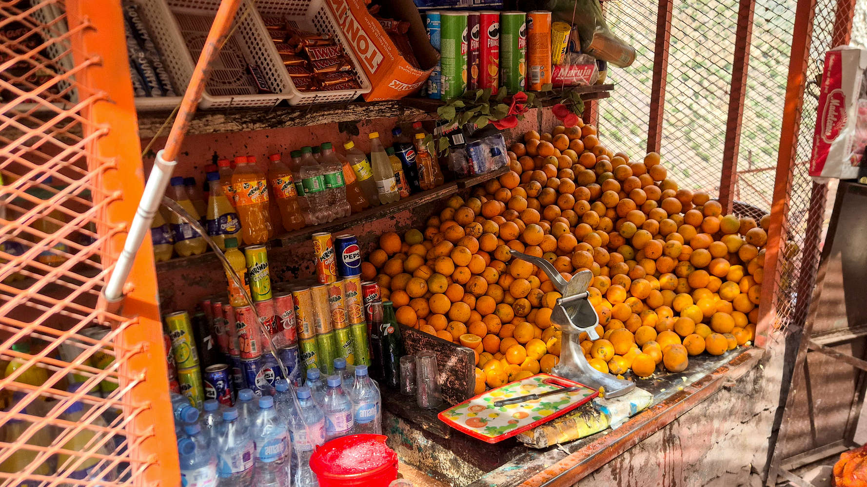 An ‘orange juice’ stall on the lower approach.