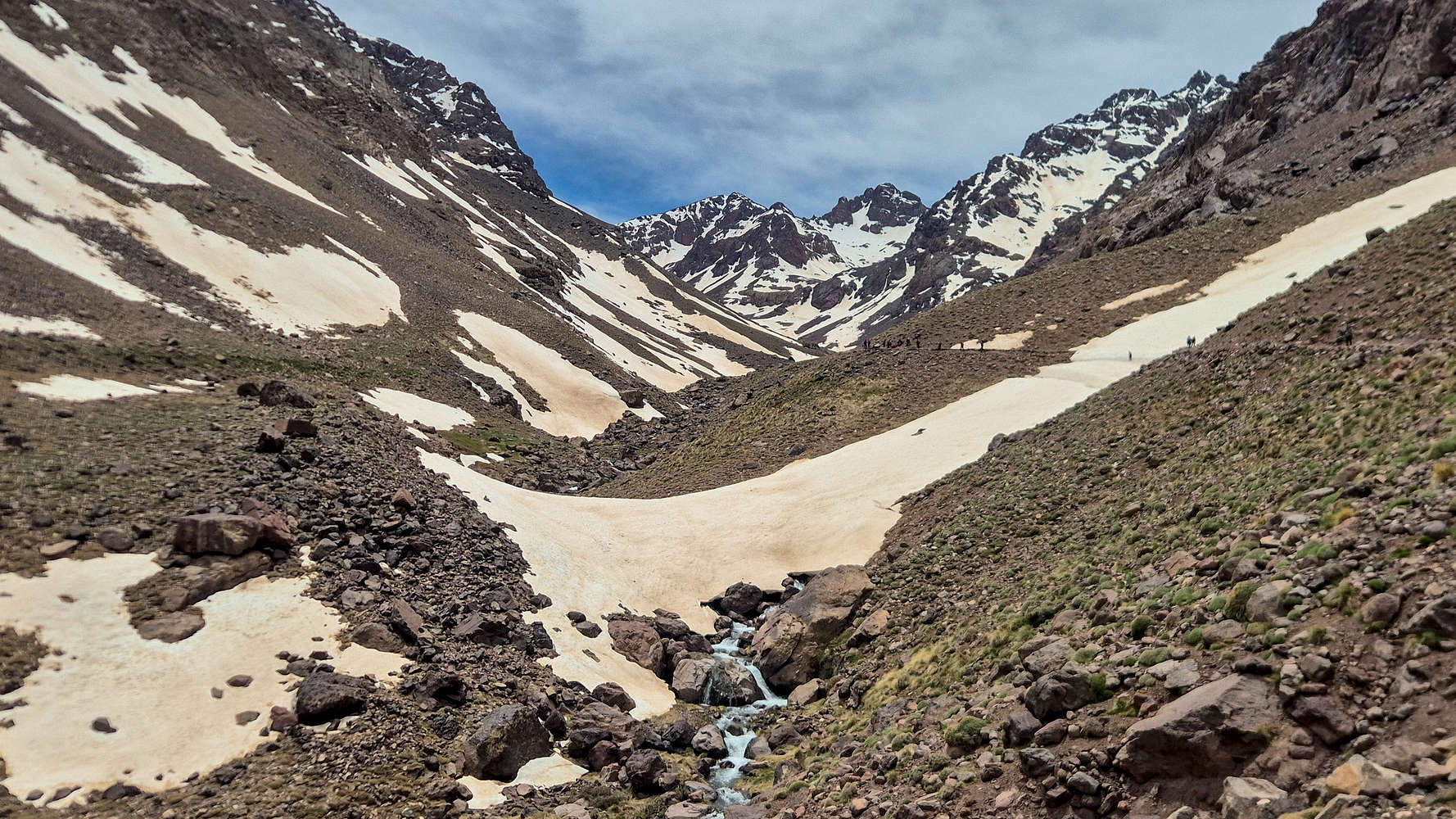 The headwaters of Oued Rheraya & Isougouane valley.