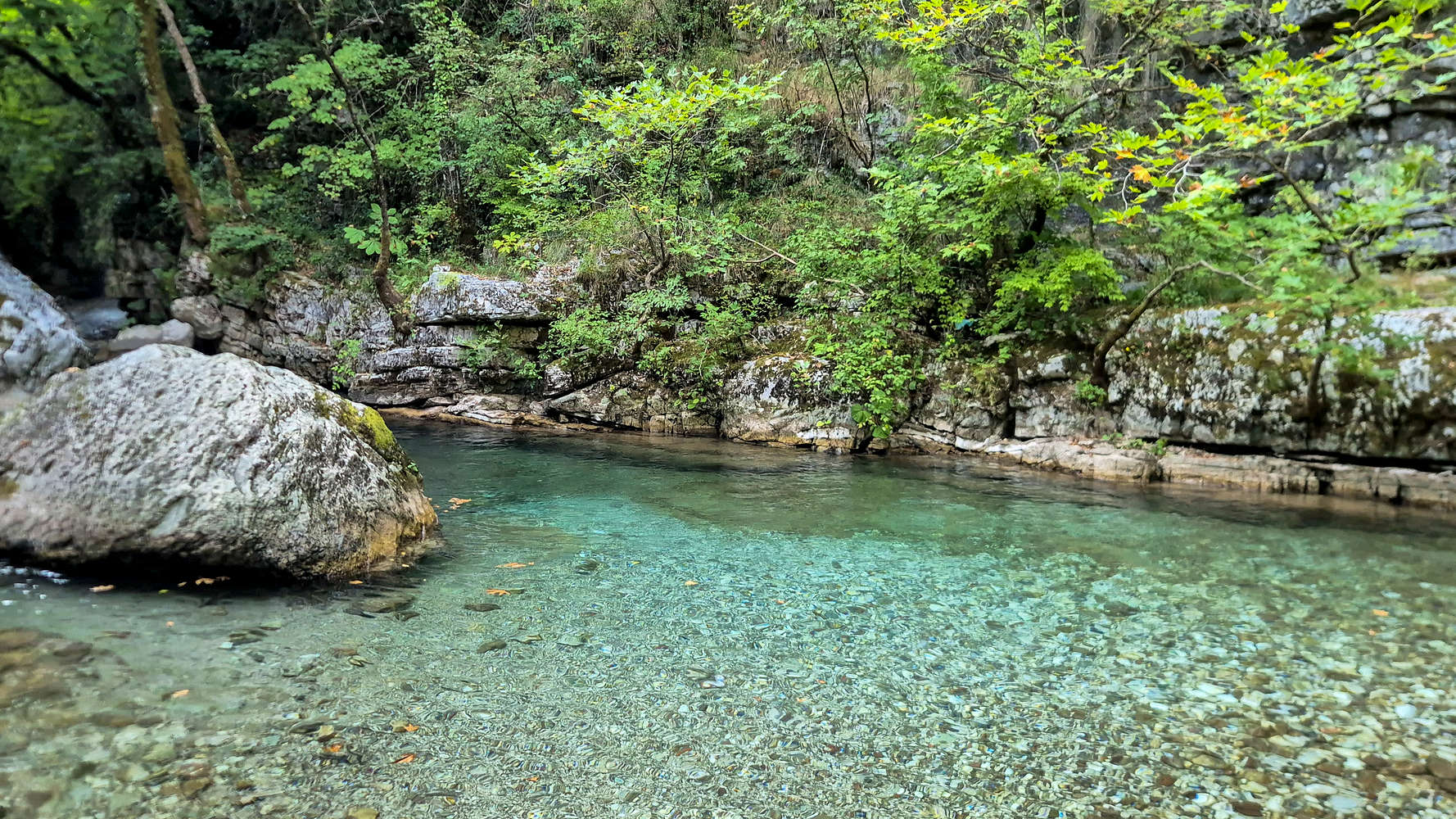 The main ‘ice’ pool at Kouiasas.