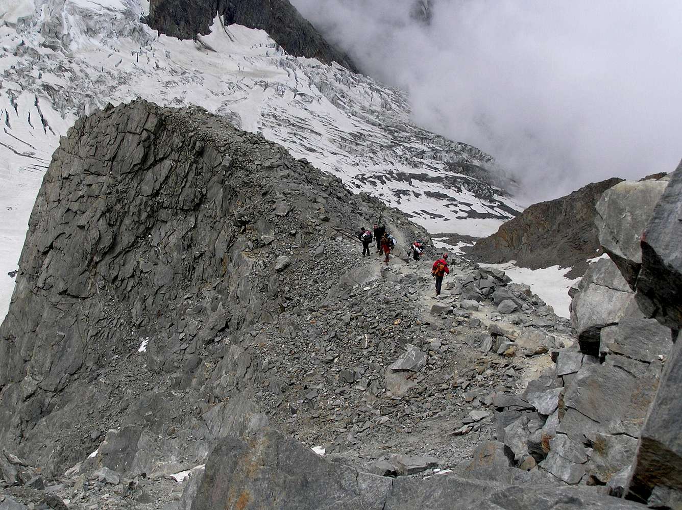 On the way up Les Rochers Rouges (Grand Couloir.) : Photos, Diagrams ...