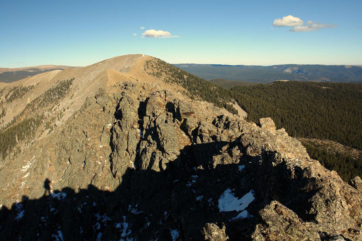Looking back at rocky section of the ridge : Photos, Diagrams & Topos ...