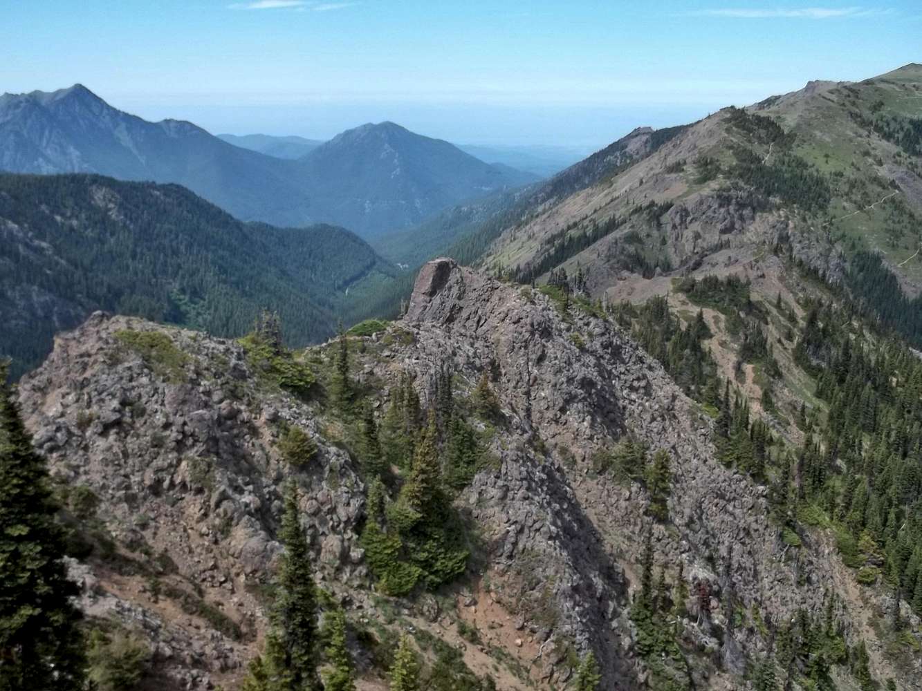 A look at the scramble ridge : Photos, Diagrams & Topos : SummitPost