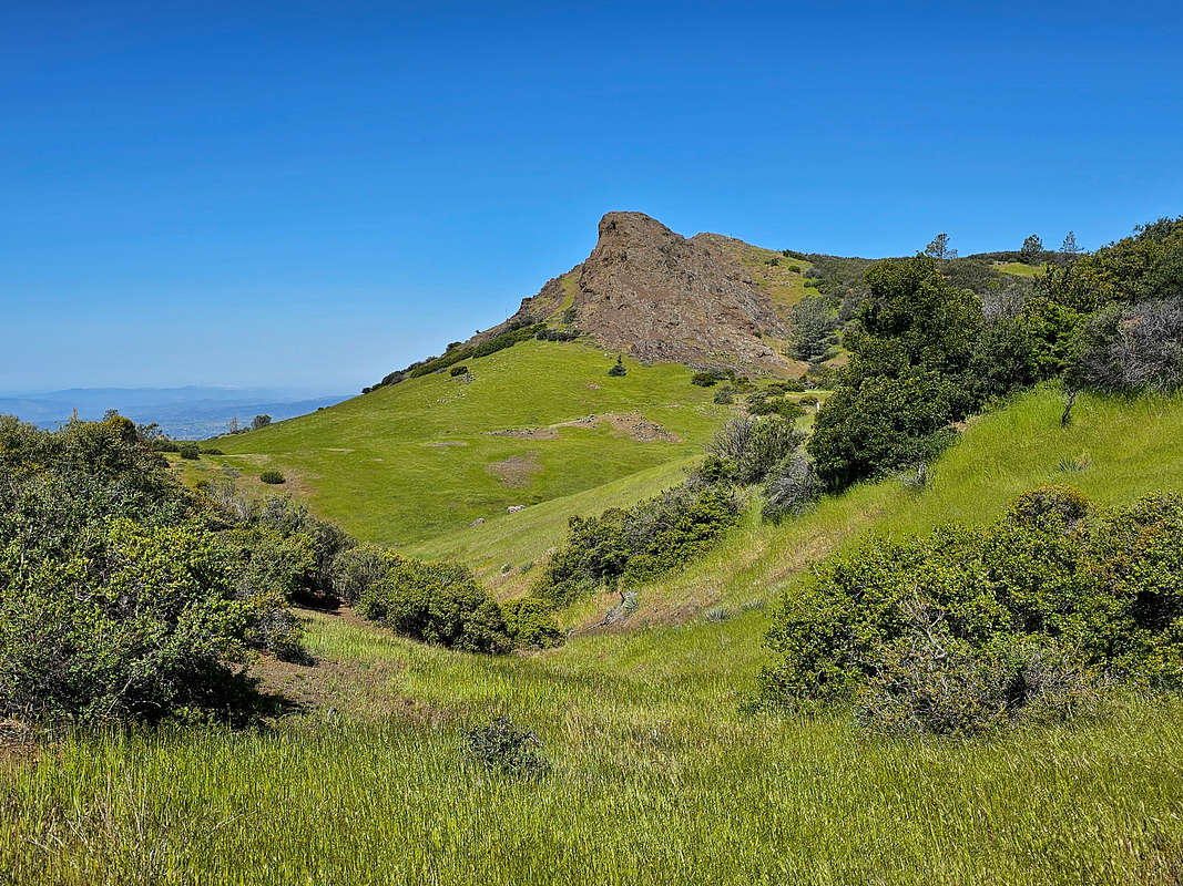 Rocky points below summit : Photos, Diagrams & Topos : SummitPost