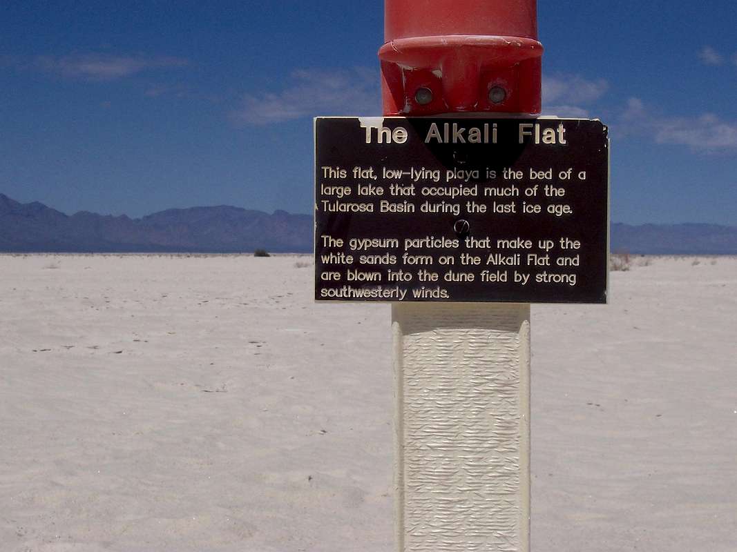White Sands Alkali Flat Trail Photos, Diagrams & Topos SummitPost