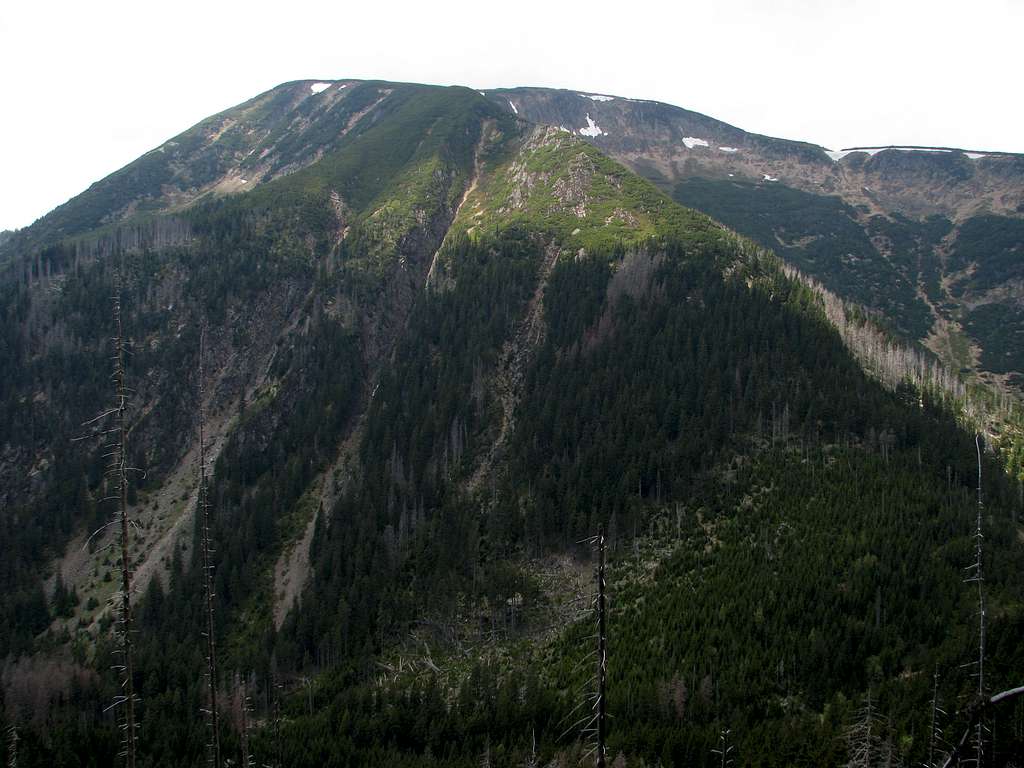 E side of Studniční hora