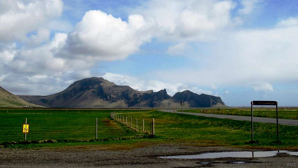 Drangshlíðarfjall from the west
