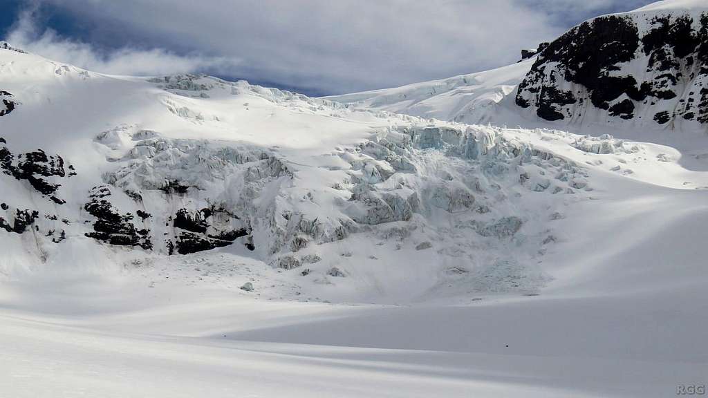 A small icefall on Svínafellsjökull