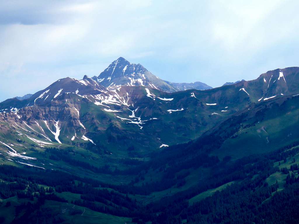 Zoomed view of Maroon Bells