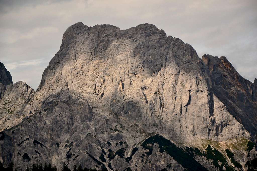 The south face of Mühlsturzhorn in the Reiteralpe group