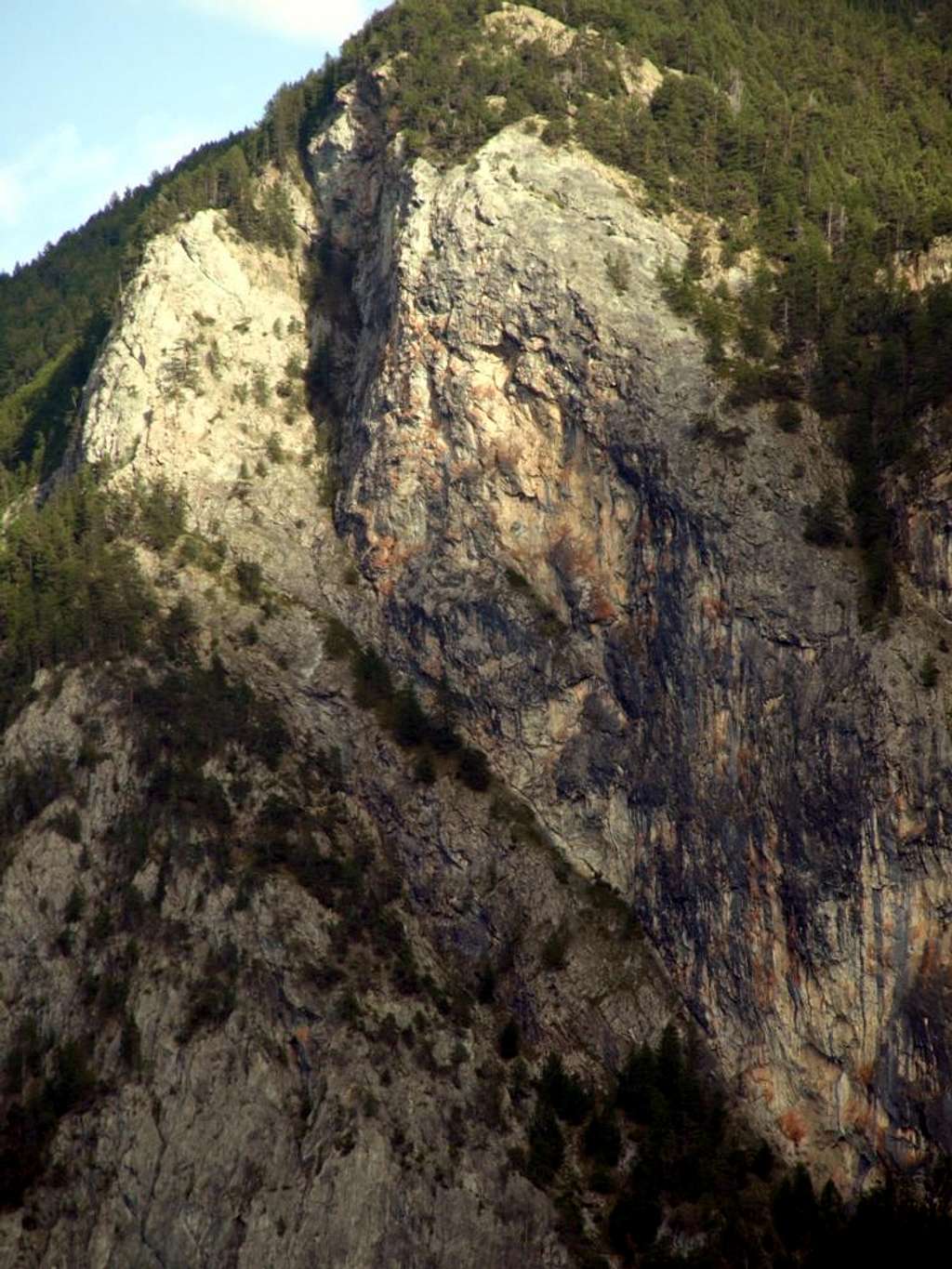 Bec Tolomon NW Wall from adjacent Pieiller Valley 2017