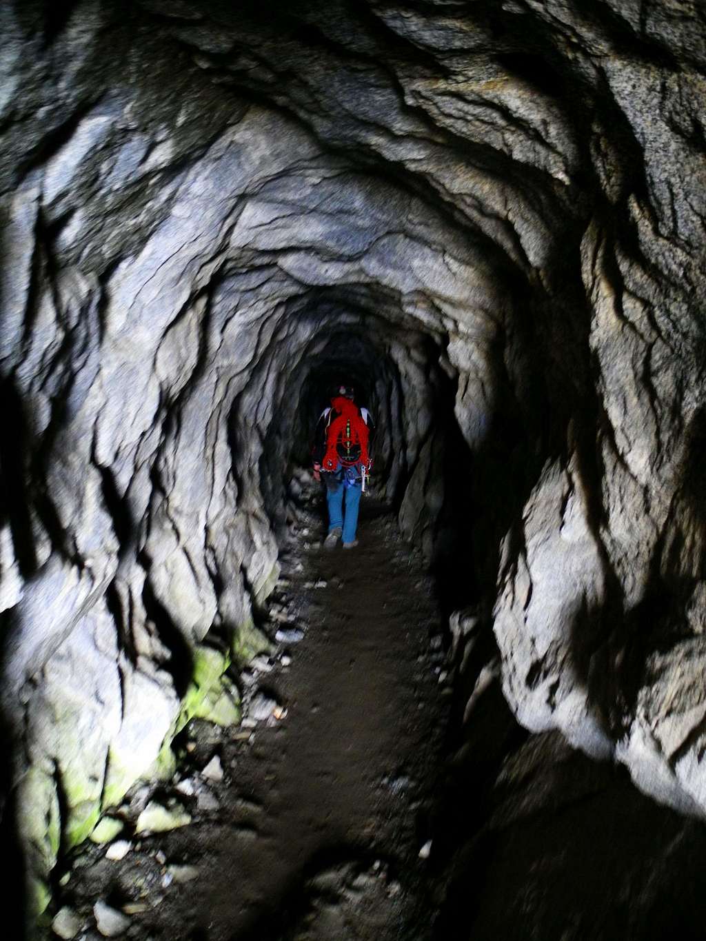 Start of the 67 meters WWI tunnel on Sentiero dei Fiori