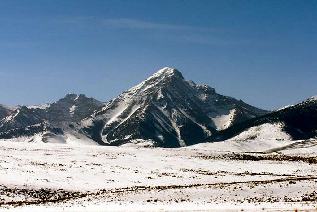 Diamond Peak. Mar 2005.