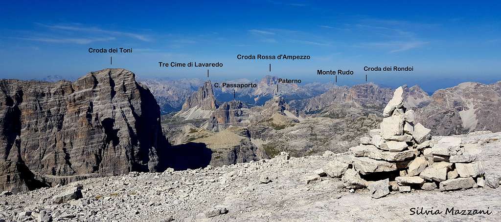 Popèra annotated  summit view