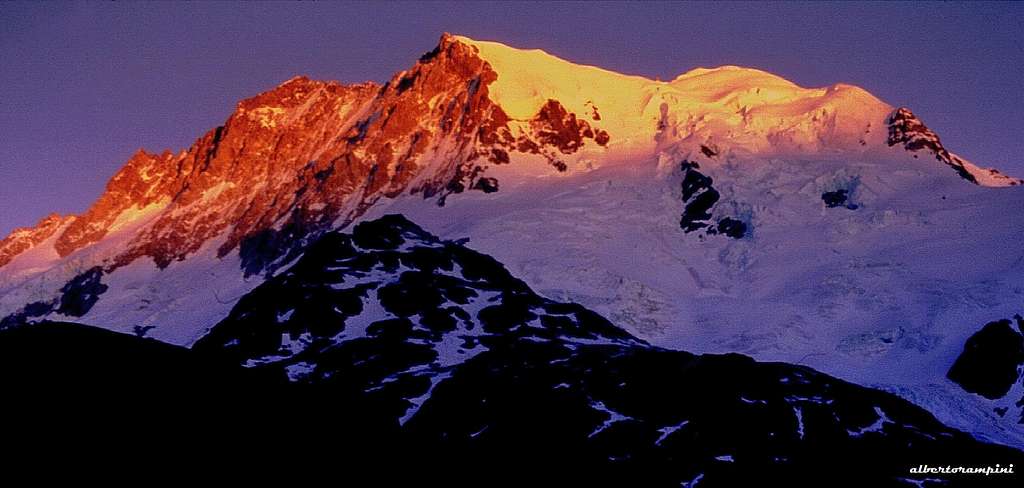 Cerro Hermoso at  sundown