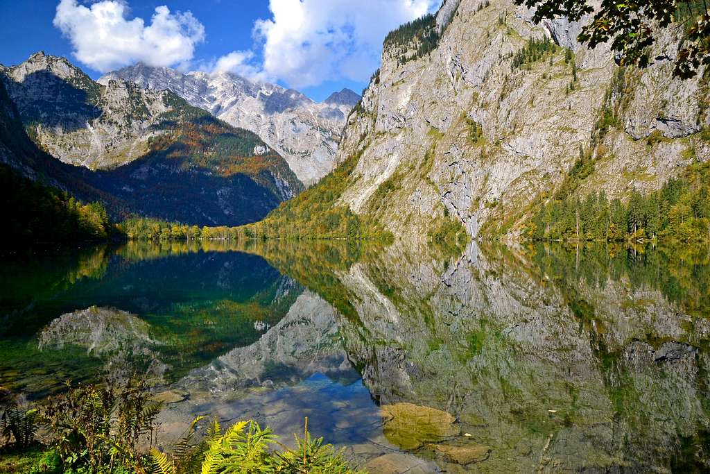 At the Obersee lake in autumn