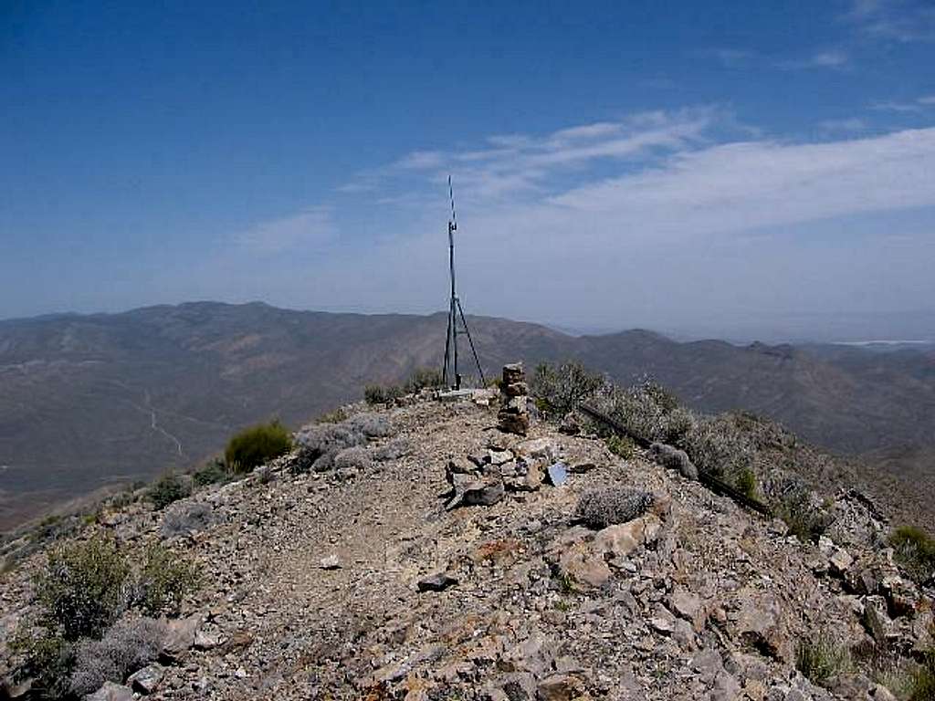 The summit area of Gass Peak....