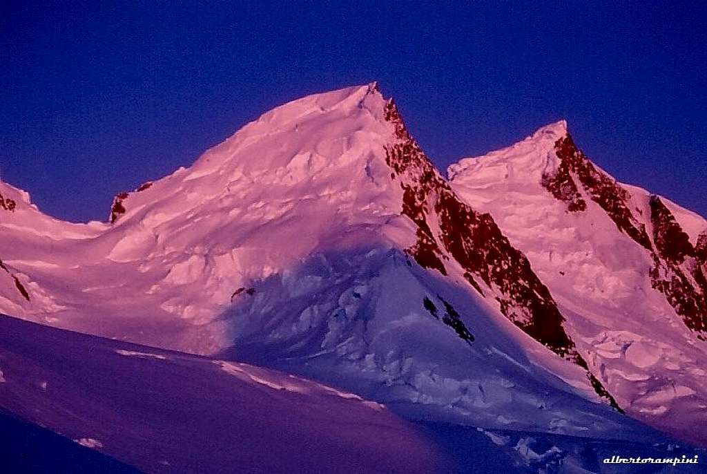 Cerro Ñato alpenglow