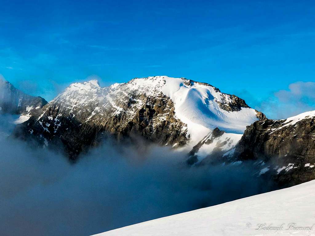 Monte Zebru (3735m)