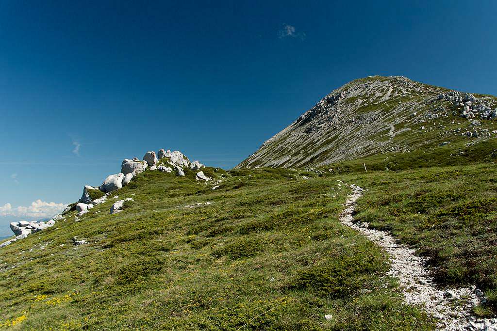 Monte Porrara south summit