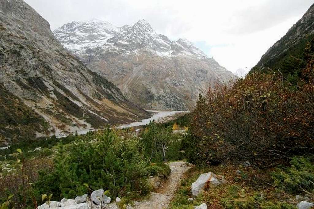 Temple-ecrins hut path, Cîme...