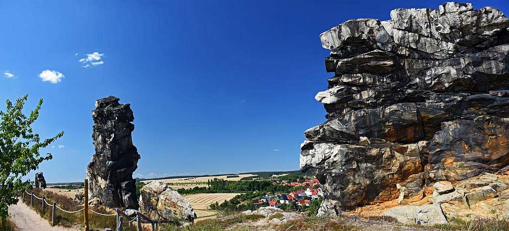 Teufelsmauer rocks near the Weddersleben