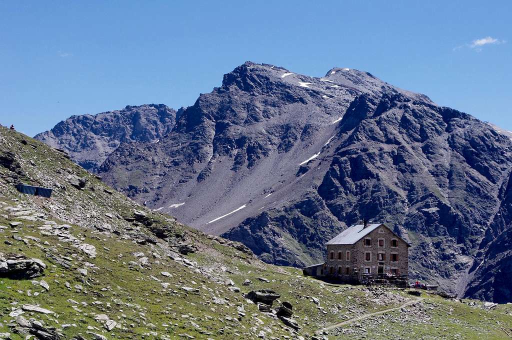 Coston Hut/Hintergrat Hütte 2661 m