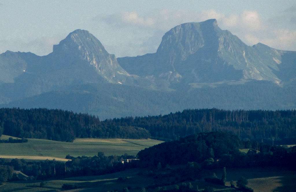 Peaks south of Bern