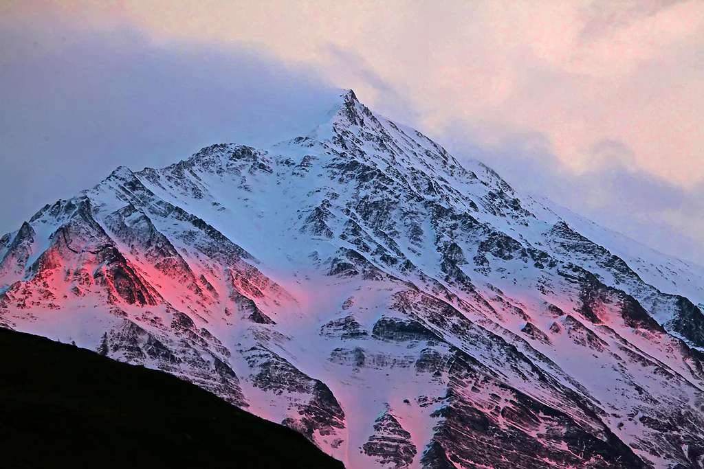 Mount Bazarduzu sunset