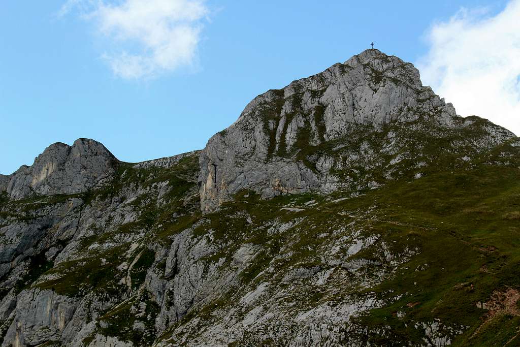 Rofan circuit - Hochiss (2299m) from the descent path