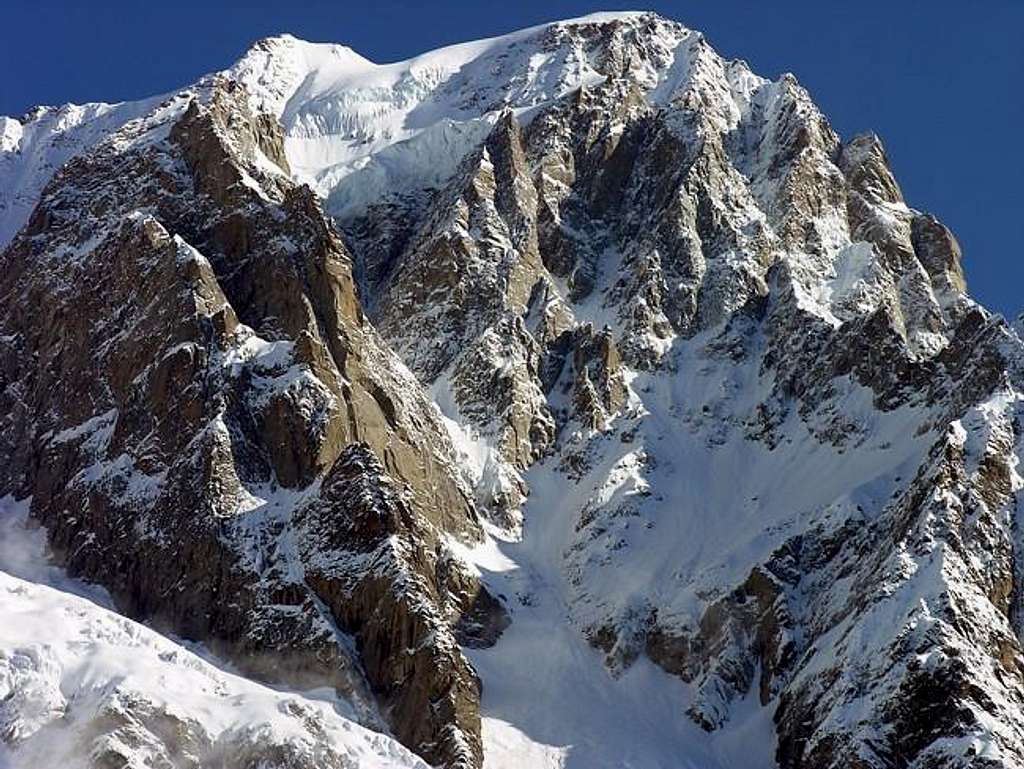 La punta Whymper (4180 m.) e...