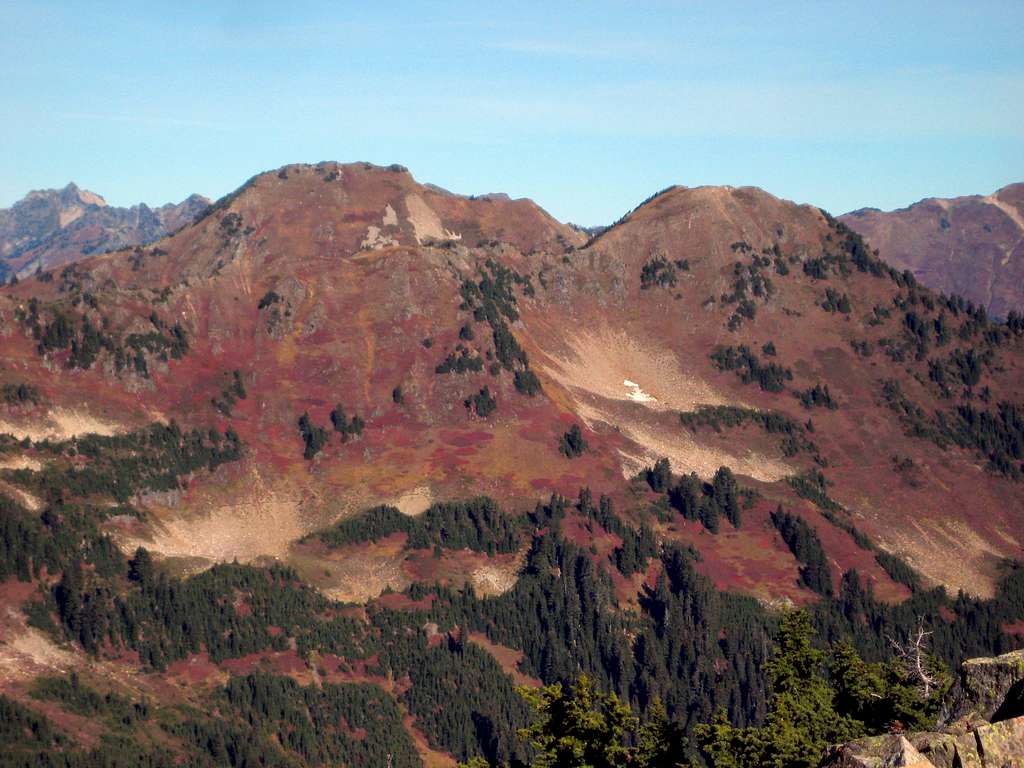 Johnson Mountain from Skykomish Peak