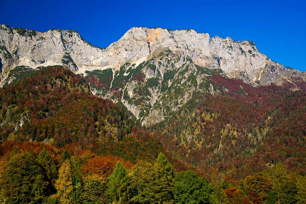 The Untersberg in festive autumn decoration