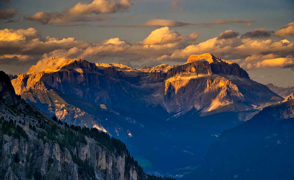 The Sella group in evening light