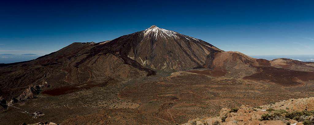 Mighty Teide (3718m) seen from Guajara