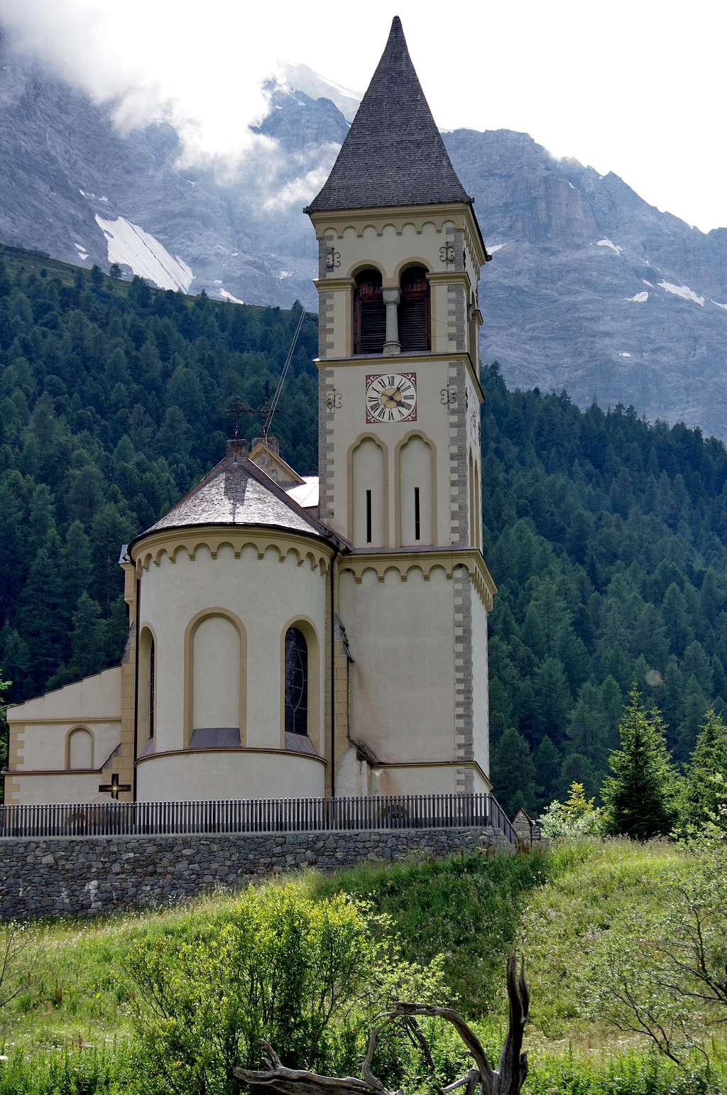 The new church of Solda/Sulden and Ortles/Ortler in background