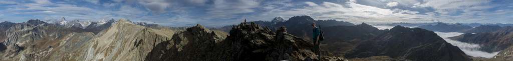 360°  summit panorama from Grande Chenalette