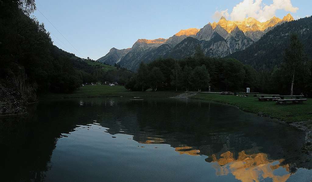 Alpenglow in Val Bregaglia