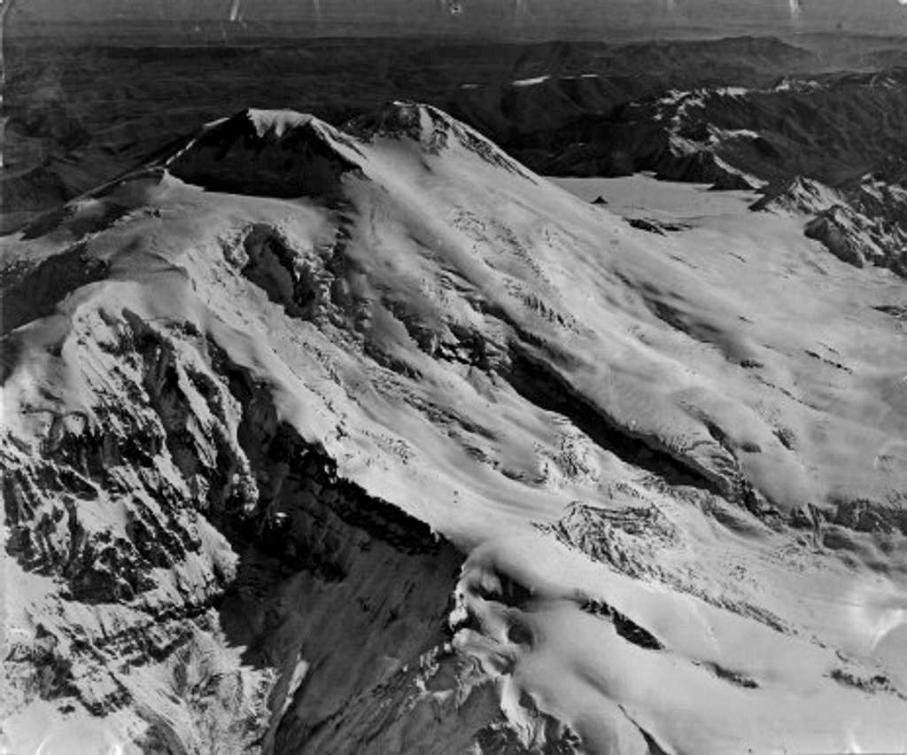 Old photo of Elbrus from SW shows most of SW route