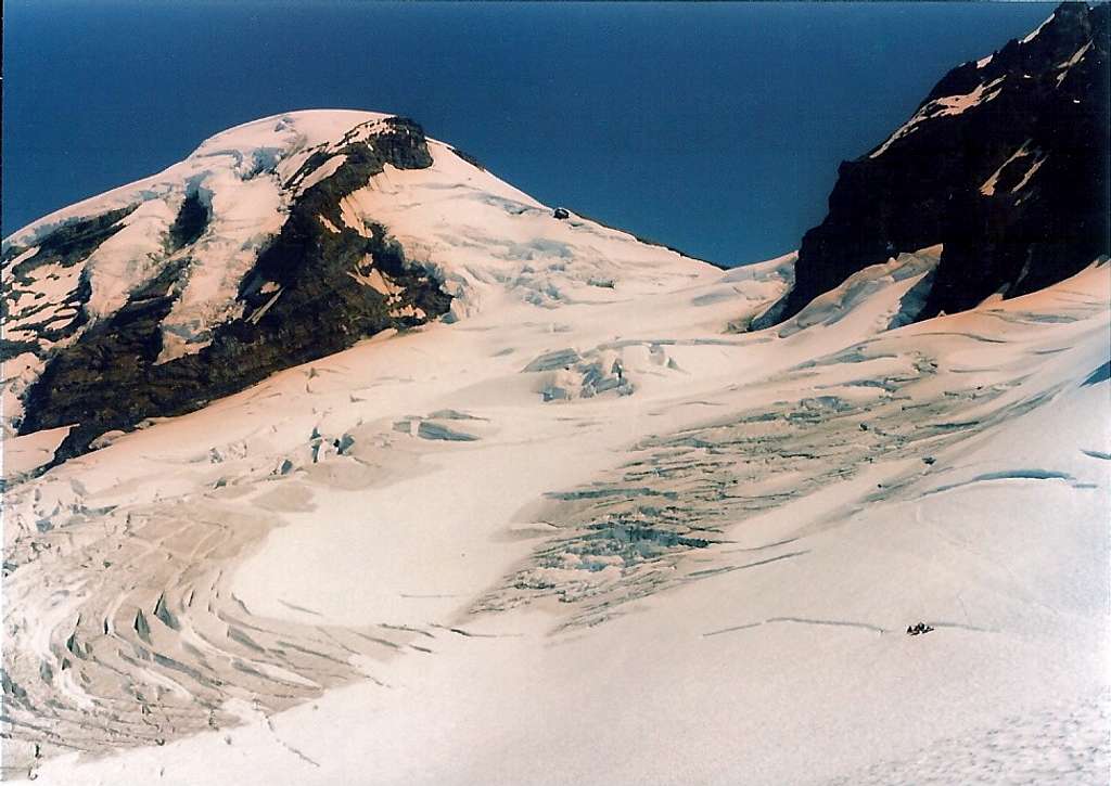 Navigational challenges ahead on the Coleman Glacier