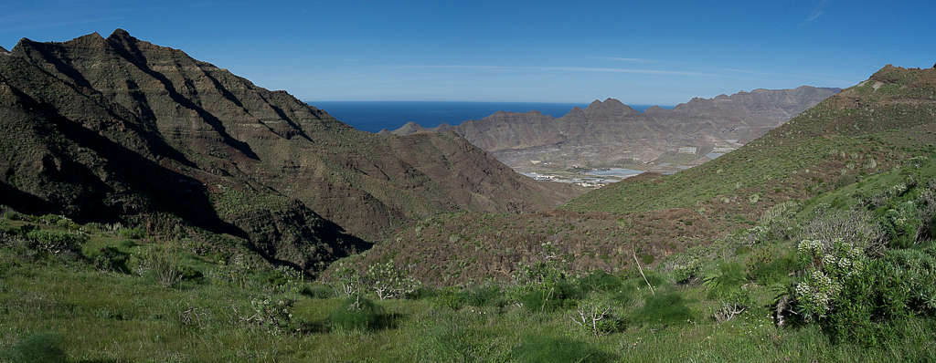 During the descent: looking towwards San Naicolas