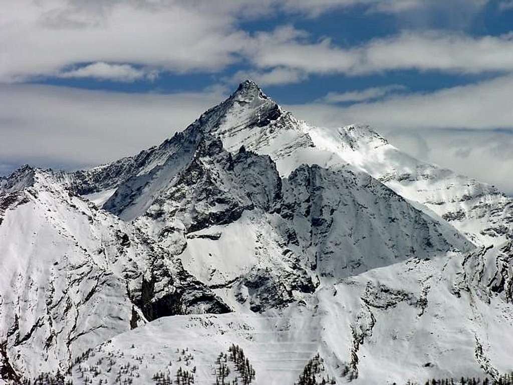 La Grivola (3969 m.), in...