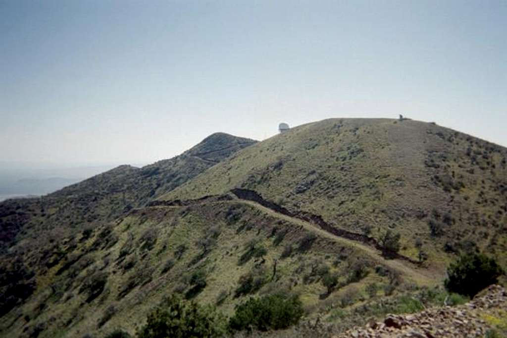 The road leading to Eagle Peak.