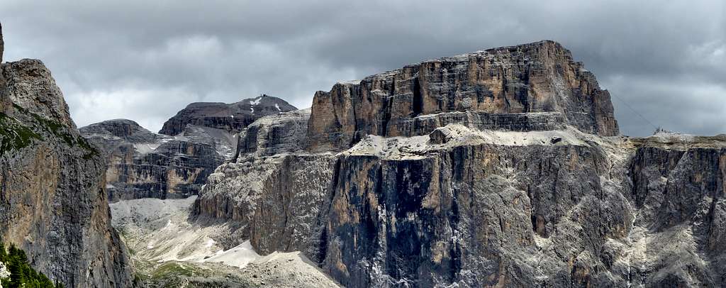 Val Lasties in the Sella Group
