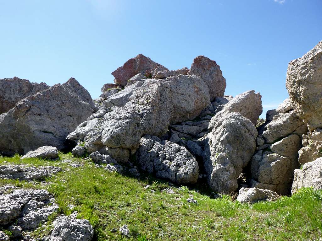 Antelope Butte summit blocks