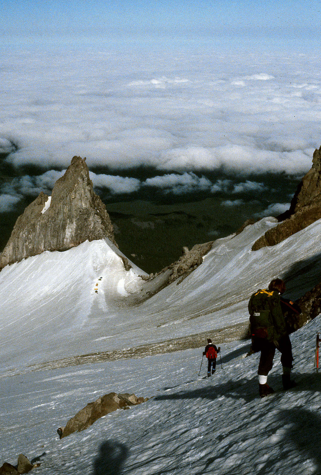 Mt.Hood - Descending to campsite beneath Illumination Rock