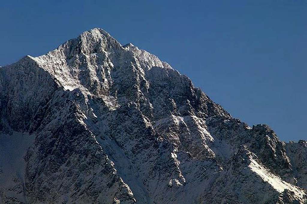  Ladovy Stit(2628) (Icy Peak)...