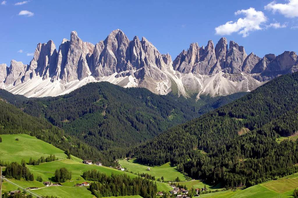 Val di Funes/Villnöß and Odle/Geisler group in background