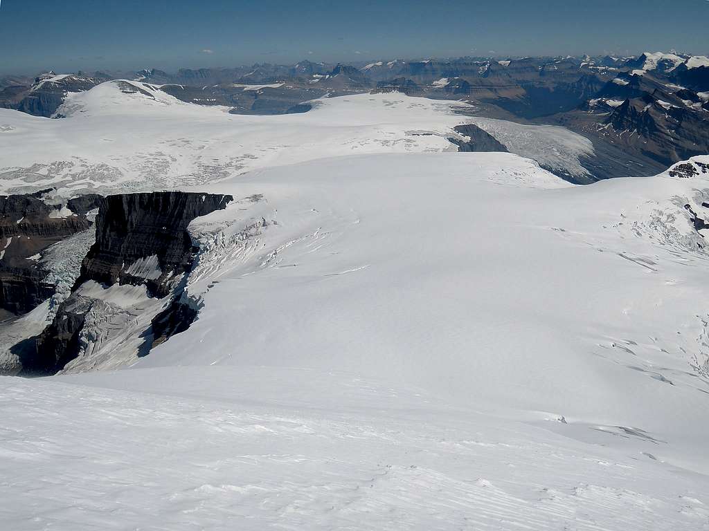 Looking east at the Columbia Icefield